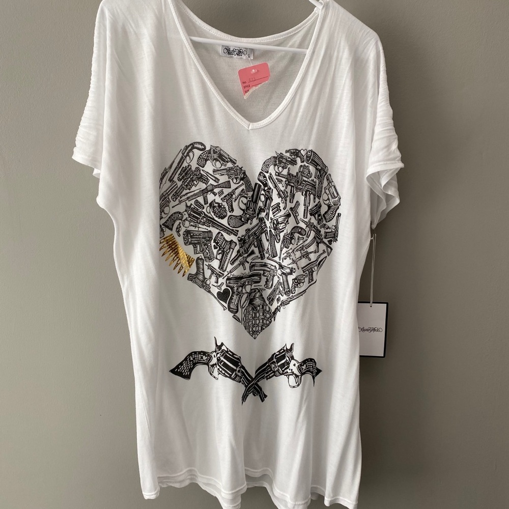 Lauren Moshi v neck tee NWT